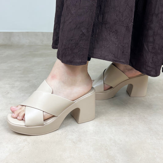Sabot croisé femmes